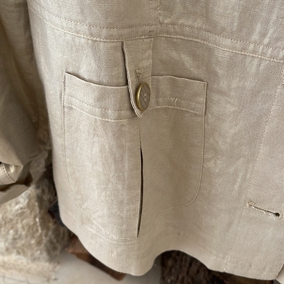 Short jacket - Picture 2 of 3